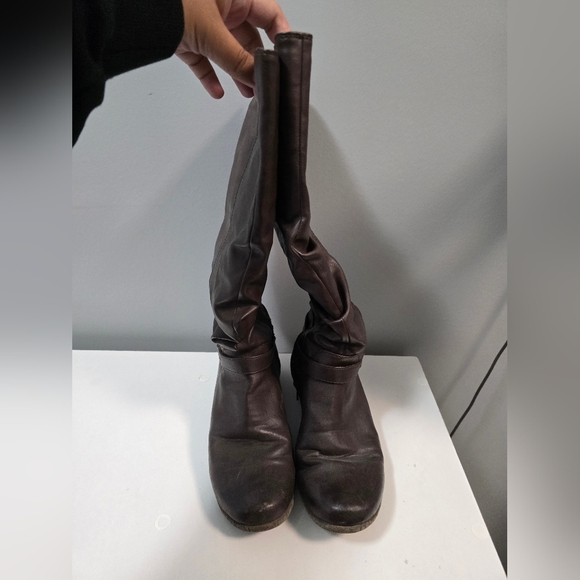 Sz 8 brown tall boots - Picture 1 of 4